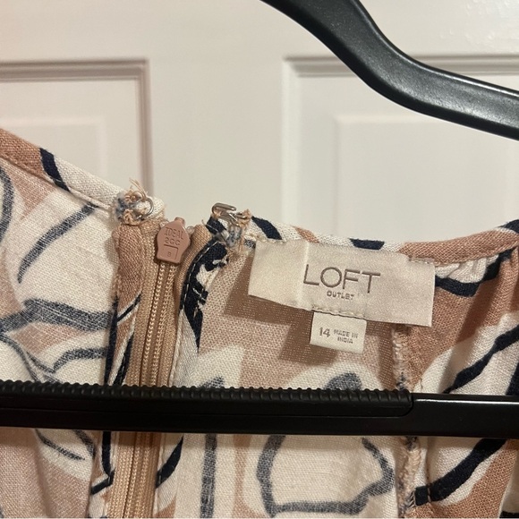 #119 LOFT FLORAL PRINT TAN DRESS SIZE 14 - Picture 4 of 5